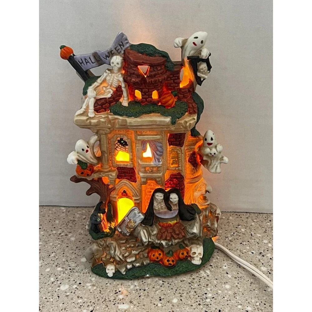 Porcelain Lighted Haunted House Halloween Ghost Pumpkin Skeleton Village READ